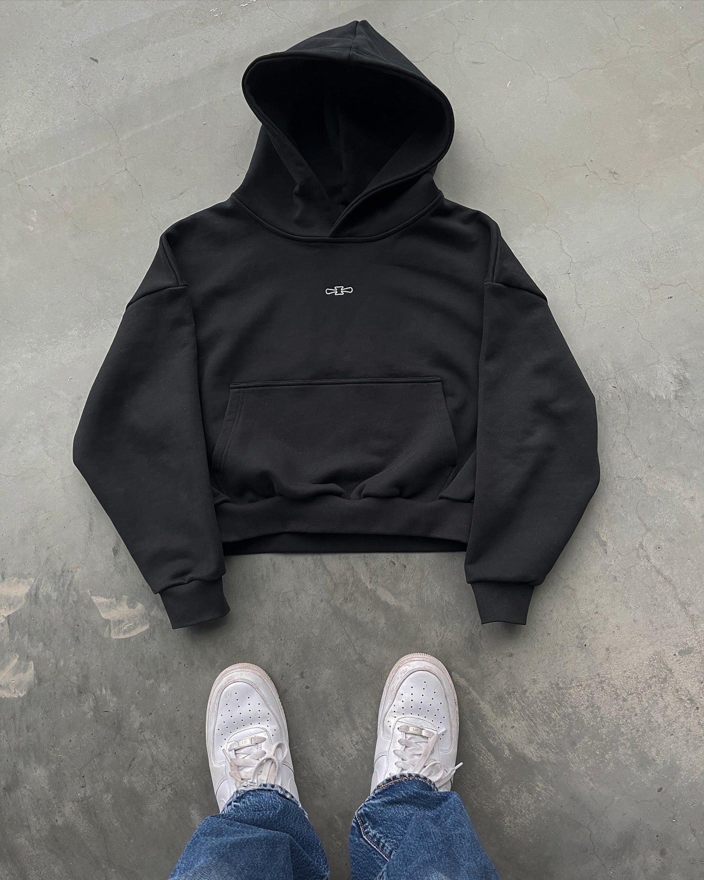 AVIS HOODIE