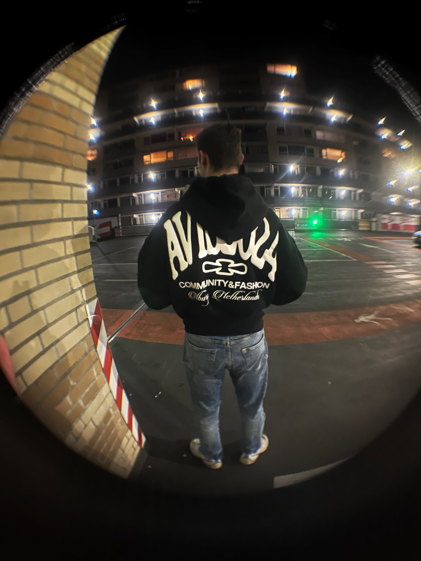 AVIS HOODIE
